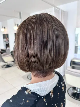 ショート カラー 渡辺　亮/ 白髪ぼかし/髪質改善のヘアスタイル