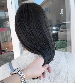 カラー olume(オルメ)所属・山田隆成/韓国カット バレ、ハイライト得意のヘアスタイル