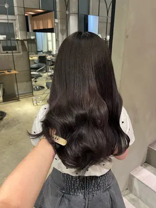 ロング カラー 森山 葵のヘアスタイル