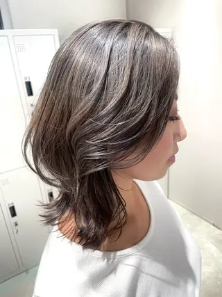 ミディアム カラー 透明感カラー✨艶髪 制作🌱山根あゆみのヘアスタイル