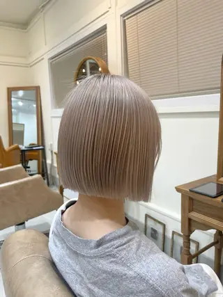 ミディアム 池澤 京華のヘアスタイル