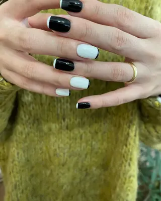 ネイル kiii.__ ✴︎*のネイルデザイン