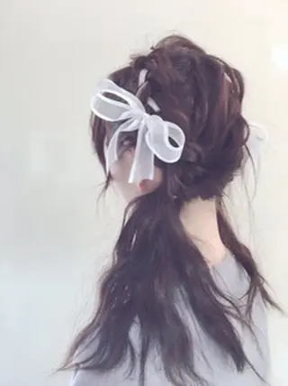 ロング ヘアアレンジ 🪐脱白髪染め 🪐松尾菜々美のヘアスタイル