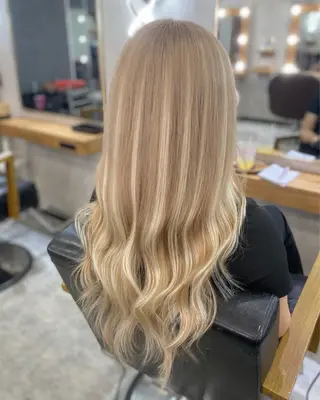 ロング 🦋 SHION 🦋のヘアスタイル