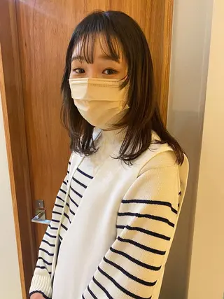 ミディアム カラー 砂原 ひよりのヘアスタイル