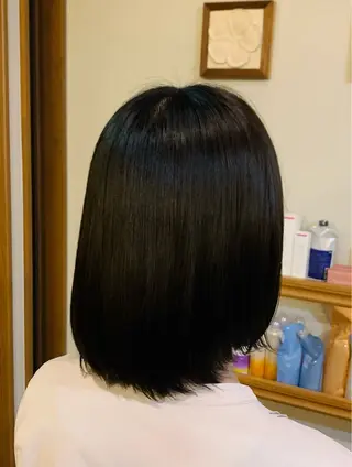 カラー 森内 灯のヘアスタイル