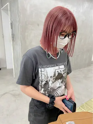 ミディアム カラー レイヤーカット 🪩yurikaのヘアスタイル