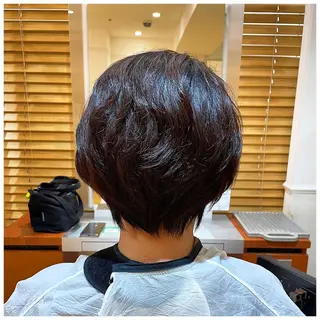 ショート パーマ 癖毛、多毛の方歓迎 三浦　麻衣のヘアスタイル