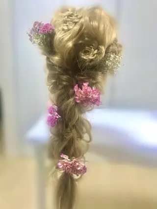 ロング ヘアアレンジ BINERVA nail salonのネイルデザイン