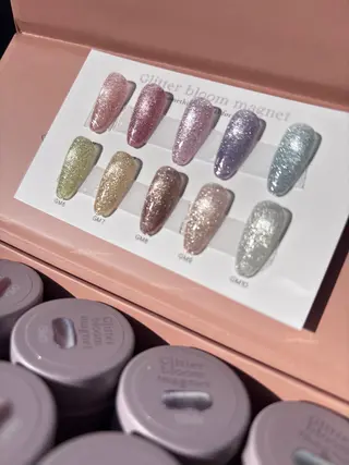 ネイル Flowerネイルサロン所属・. yukiのネイルデザイン