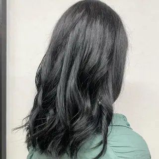 ロング カラー MARKA 🫧 YUKAのヘアスタイル
