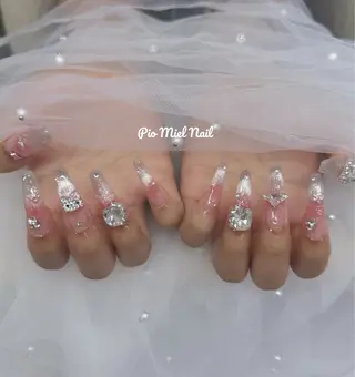 セミロング Pio Mielのネイルデザイン