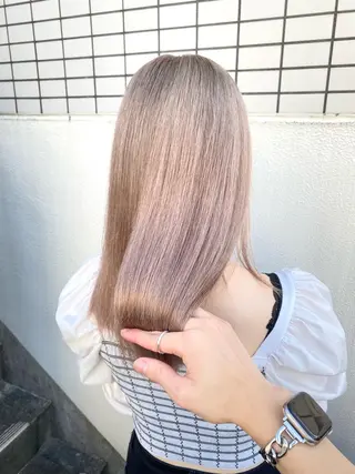セミロング カラー エフェクトブリーチ 🌟前澤啓太朗のヘアスタイル