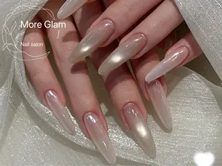 ネイル MoreGlam 新宿東口店のネイルデザイン