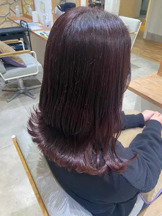 ミディアム カラー ハラダ ヒナミのヘアスタイル