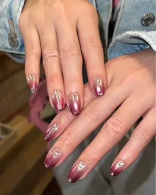 ネイル Nes.Nail所属・Miyagi Asamiのネイルデザイン