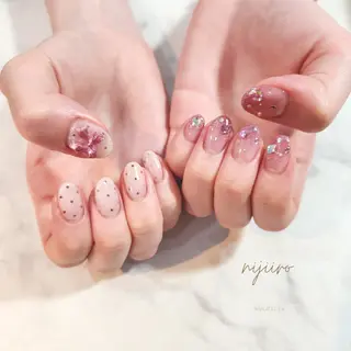 ネイル nijiiro🌈 サトウのネイルデザイン