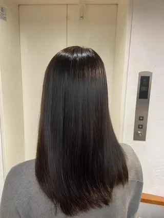 セミロング little  横浜所属・🌷久保田 優🌷のヘアスタイル