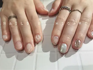 ショート カラー ネイル マツエク・マツパ illum hicariのネイルデザイン