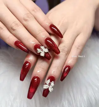 ネイル Hin Nailsのネイルデザイン