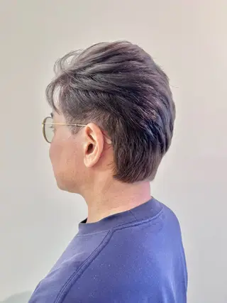 ショート カラー メンズ 古川 琴美のヘアスタイル