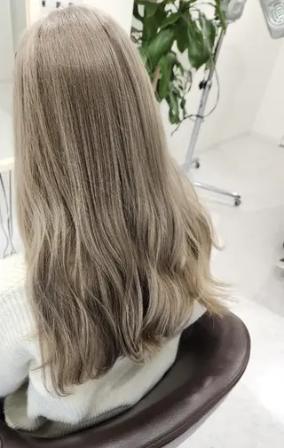 カラー HIDEMI🍀 髪質改善【HACO】のヘアスタイル