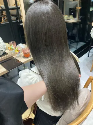 ロング ✨色持ちの良い艶 カラー✨蟹江真世のヘアスタイル