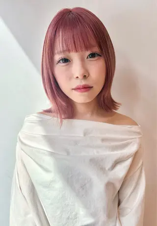 ミディアム 淀 小南津のヘアスタイル