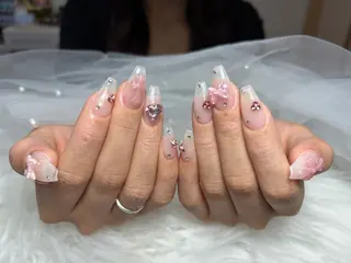 ネイル Cloudy Chan Nailのネイルデザイン