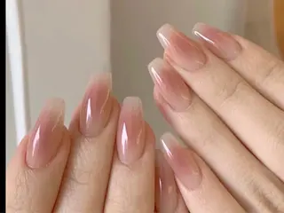 ミディアム Atelier nail salonのネイルデザイン