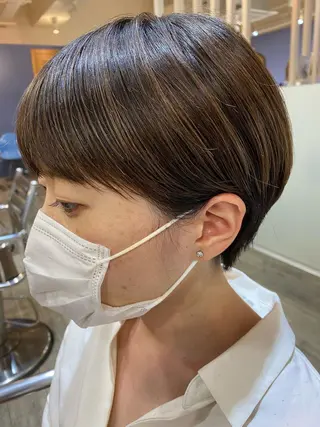 ショート 小林 朋花のヘアスタイル