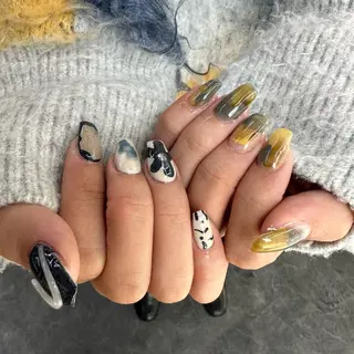 ネイル GRANDE OSU Anna 🧸💛のネイルデザイン