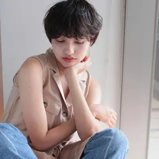 ショート ホリウチ ユキエのヘアスタイル