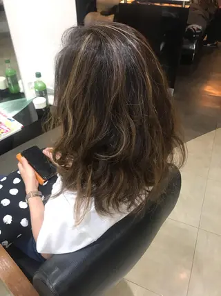 ミディアム カラー ヘアアレンジ 烏山 達也のヘアスタイル