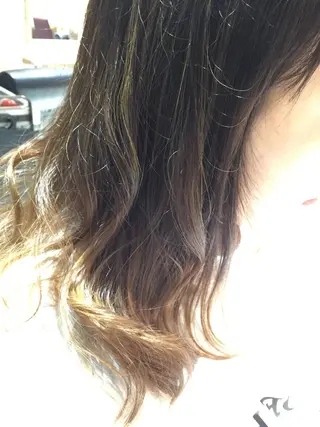ミディアム セミロング ロング カラー 小林 美央のヘアスタイル