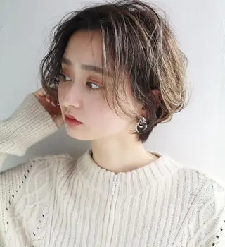 ショート カラー ウルフレイヤーカット /チヒロのヘアスタイル