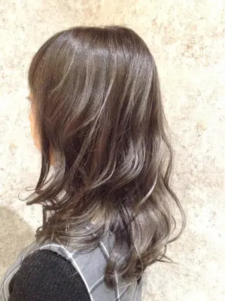 セミロング カラー 杉田 一浩のヘアスタイル