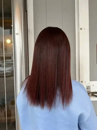 ミディアム miloc MOMOKAのヘアスタイル