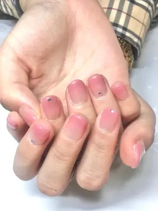 ネイル 新宿ネイルサロン ジェミディローサのネイルデザイン