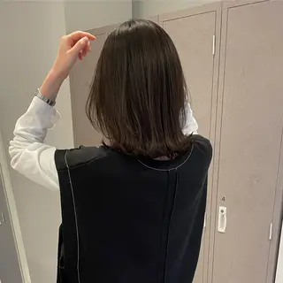 ミディアム カラー ayaka ［sou］のヘアスタイル
