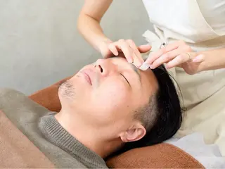 メンズ Cerise La La(スリーズララ)所属・まつ毛パーマ×脱毛 スリーズララ🌼の眉毛・アイブロウイメージ