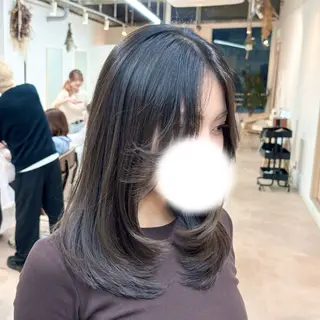 ミディアム ✨ツヤ感透明感カラー /縮毛矯正/うみ✨️のヘアスタイル