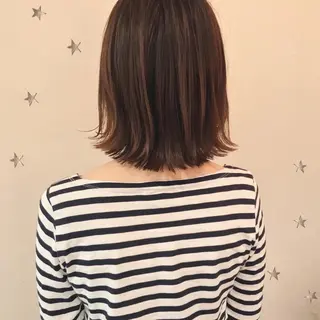 ミディアム カラー 市川 千夏のヘアスタイル