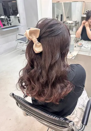 ロング カラー ヘアアレンジ 染谷 遥花のヘアスタイル