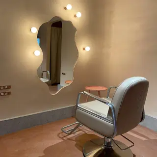 セミロング カラー 川原田麻衣【薬院/平 尾/高宮】透明感🫧のヘアスタイル