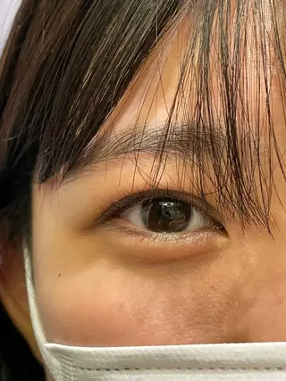 マツエク・マツパ 井上 真里奈のヘアスタイル