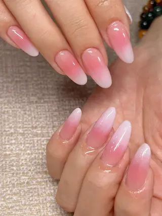 ネイル Betty nail サロンのネイルデザイン