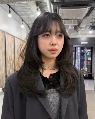ロング レイヤーカット／韓国 🤎きのした いちかのヘアスタイル