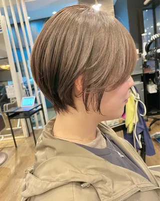 ショート カラー limit陽平 ショート/ボブのヘアスタイル