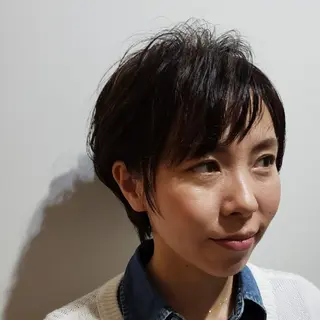 ショート パーマ 饒平名 知也のヘアスタイル